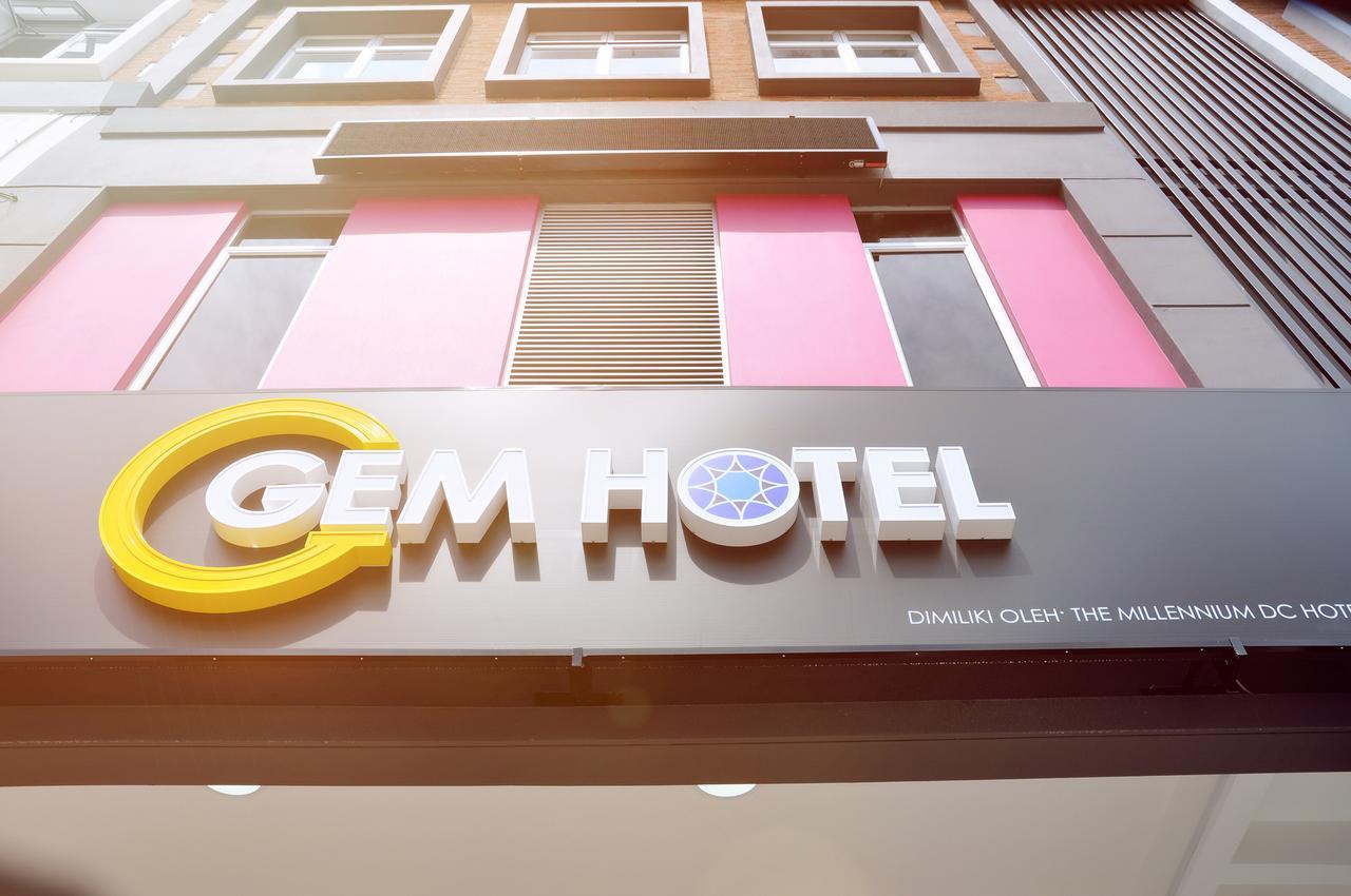 Gem Hotel Nusajaya  Exteriér fotografie